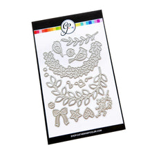 Load image into Gallery viewer, Catherine Pooler - Dies - Welcome Wreath. Available at Embellish Away located in Bowmanville Ontario Canada.