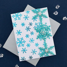 Charger l'image dans la galerie, Spellbinders - Glimmer Hot Foil Plate & Die By Bibi Cameron - Snowflakes - Glimmering Snowflakes. Glimmering Snowflakes Hot Foil Plate & Die Set is part of the Bibi's Snowflakes Collection by Bibi Cameron. Available at Embellish Away located in Bowmanville Ontario Canada. Example by brand ambassador.