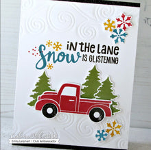 Charger l'image dans la galerie, Catherine Pooler - Border Die - Scroll. The Scroll Border die adds the extra oomph to the edges of all your cards. Add the whimsy of the swirling snow or the edges of the sleigh it will make your cards w wintery delight. Available at Embellish Away located in Bowmanville Ontario Canada.