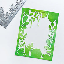 गैलरी व्यूवर में इमेज लोड करें, Catherine Pooler - Cover Plate Die - Deepest Darkest Peru. Home to many of our Peruvian critters (and Paddington Bear) the Deepest Darkest Peru Cover Plate Die creates a lush jungle scene. Available at Embellish Away located in Bowmanville Ontario Canada.