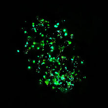 Cargar imagen en el visor de la galería, Catherine Pooler - Sequin Mix - Transylvania. Tucked in the Romanian mountains in the region of Transylvania you will find the castle at the heart of the legend of Dracula. Available at Embellish Away located in Bowmanville Ontario Canada. Glow in hte dark example.