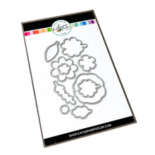 Cargar imagen en el visor de la galería, Catherine Pooler - Stamp & Dies Set - Clovers & Blooms. It's looking to be a lucky year! The Clovers & Blooms Stamp Set is an adorable floral set featuring a few shamrocks to mix in. Available at Embellish Away located in Bowmanville Ontario Canada.