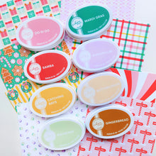 Cargar imagen en el visor de la galería, Catherine Pooler - 6x6 Patterned Paper - North Pole. Available at Embellish Away located in Bowmanville Ontario Canada.
