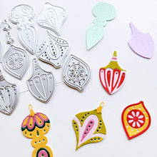 Cargar imagen en el visor de la galería, Catherine Pooler - Dies - Shiny Brites. Available at Embellish Away located in Bowmanville Ontario Canada.
