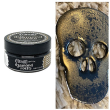 Cargar imagen en el visor de la galería, Ranger - Dylusions Dyamond Rocks Embossing Powder - Tiger&#39;s Eye. Ultra thick embossing powder. .88 oz (25gr) At Embellish Away in Bowmanville Ontario Canada. Example by brand ambassador.
