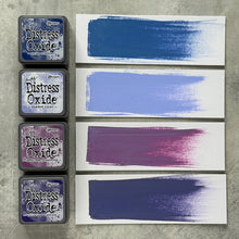 गैलरी व्यूवर में इमेज लोड करें, Ranger - Tim Holtz - Distress Mini Oxide Ink Pads Kit, #5 (4pc). Colours: Prize Ribbon, Shaded Lilac, Seedless Preserves and Villianous Potion. Available at Embellish Away in Bowmanville Ontario Canada.
