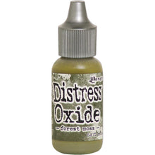 गैलरी व्यूवर में इमेज लोड करें, Tim Holtz-Ranger Distress Oxides Reinkers. This water-reactive dye and pigment ink fusion creates an oxidized effect when sprayed with water. Use to re-ink Distress Oxide Ink Pads (sold separately). Available at Embellish Away located in Bowmanville Ontario Canada. Forest Moss
