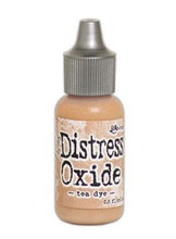 Load image into Gallery viewer, Tim Holtz-Ranger Distress Oxides Reinkers. This water-reactive dye and pigment ink fusion creates an oxidized effect when sprayed with water. Use to re-ink Distress Oxide Ink Pads (sold separately). Available at Embellish Away located in Bowmanville Ontario Canada. Tea Dye
