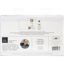 Cargar imagen en el visor de la galería, Get started on your next Minc stamp project with the Minc Toner Stamping Kit! This 8.75x5.5x1.75 inch package contains one toner stamp pad, two toner stamp refill pads, 2oz of toner ink and one .34oz measuring cup. Non-toxic. Imported. Available at Embellish Away located in Bowmanville Ontario Canada.
